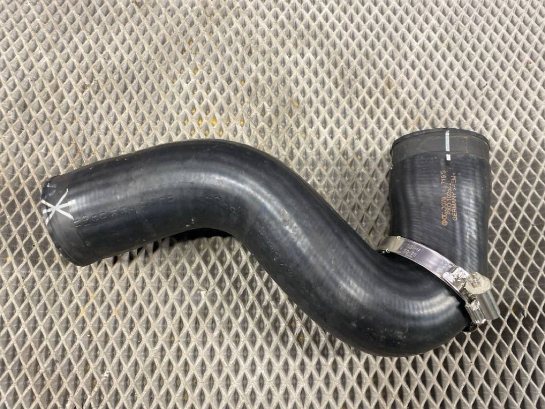 Патрубок интеркуллера, 300 рублей, Красноярск