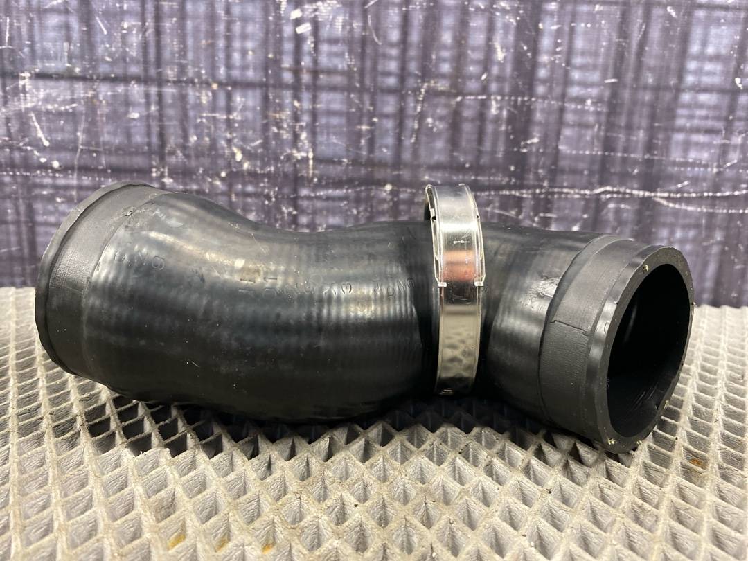 Патрубок интеркуллера, 300 рублей, Красноярск