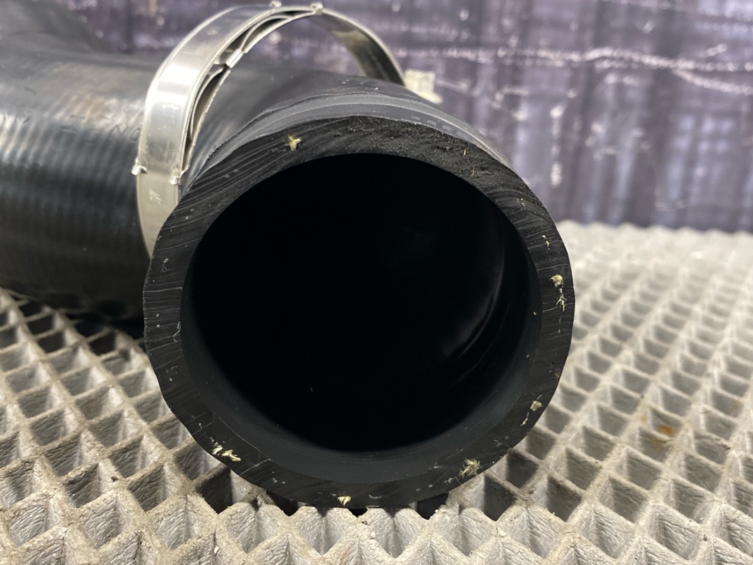 Патрубок интеркуллера, 300 рублей, Красноярск