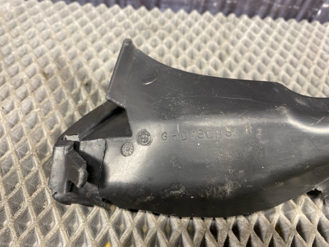 Молдинг лобового стекла, 330 рублей, Красноярск