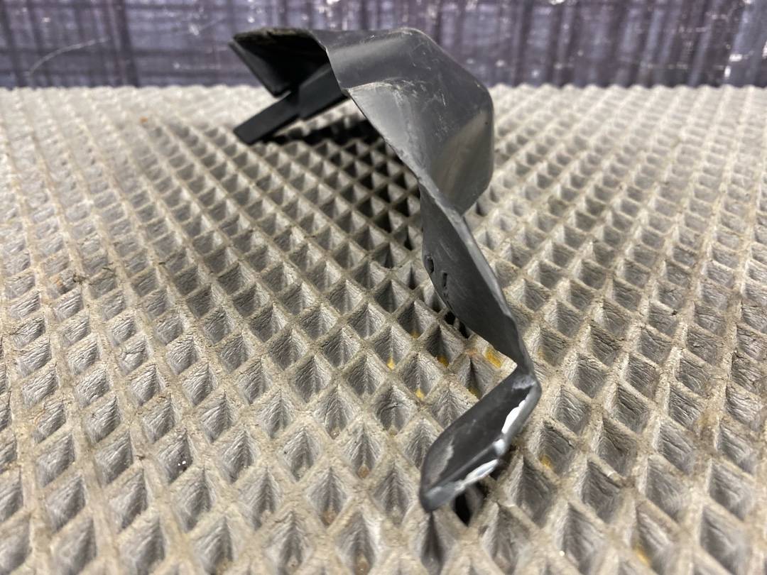 Молдинг лобового стекла, 330 рублей, Красноярск