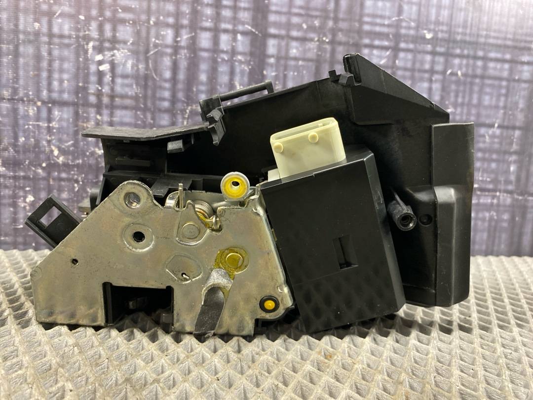 Замок двери, 900 рублей, Красноярск