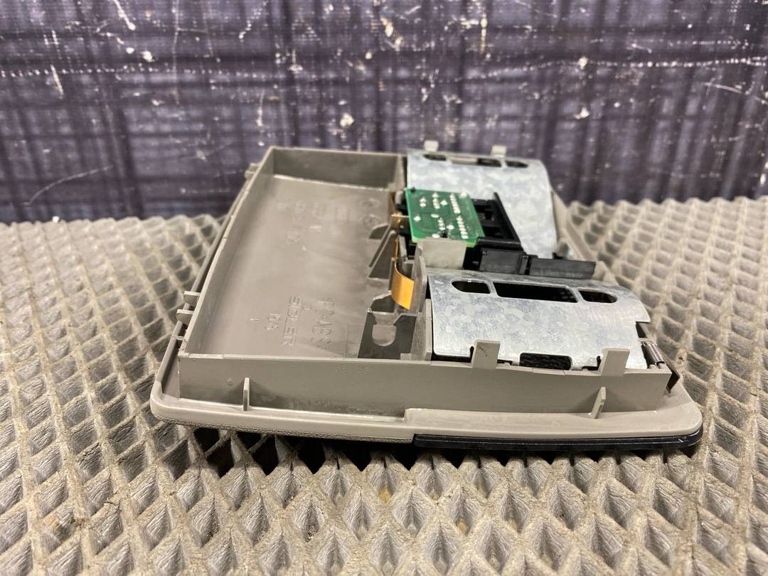 Плафон салона, 350 рублей, Красноярск