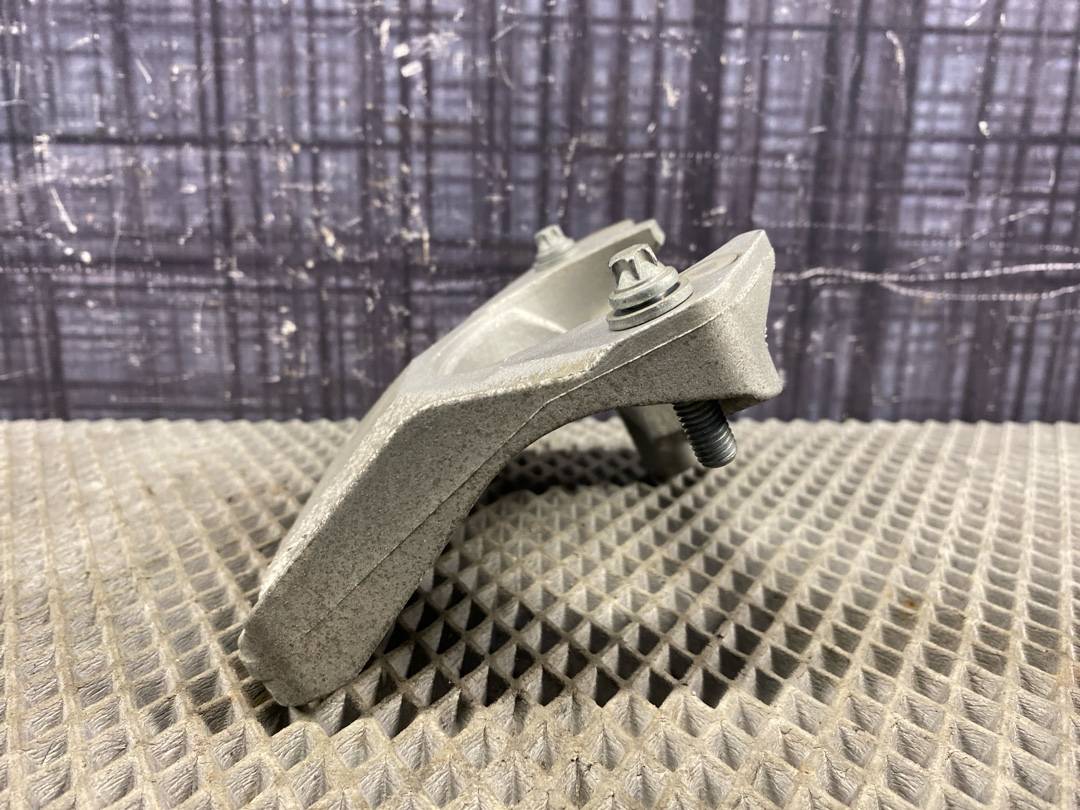 Кронштейн подушки двигателя, 348 рублей, Красноярск