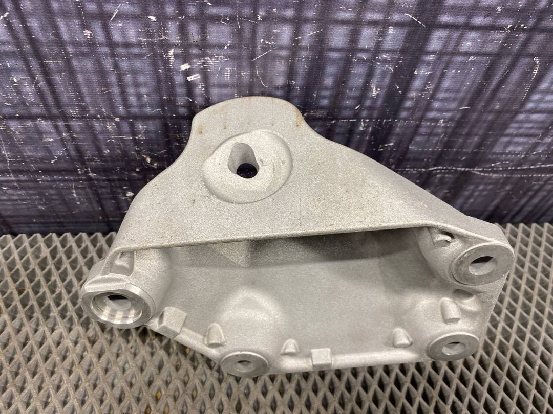 Кронштейн двигателя, 348 рублей, Красноярск