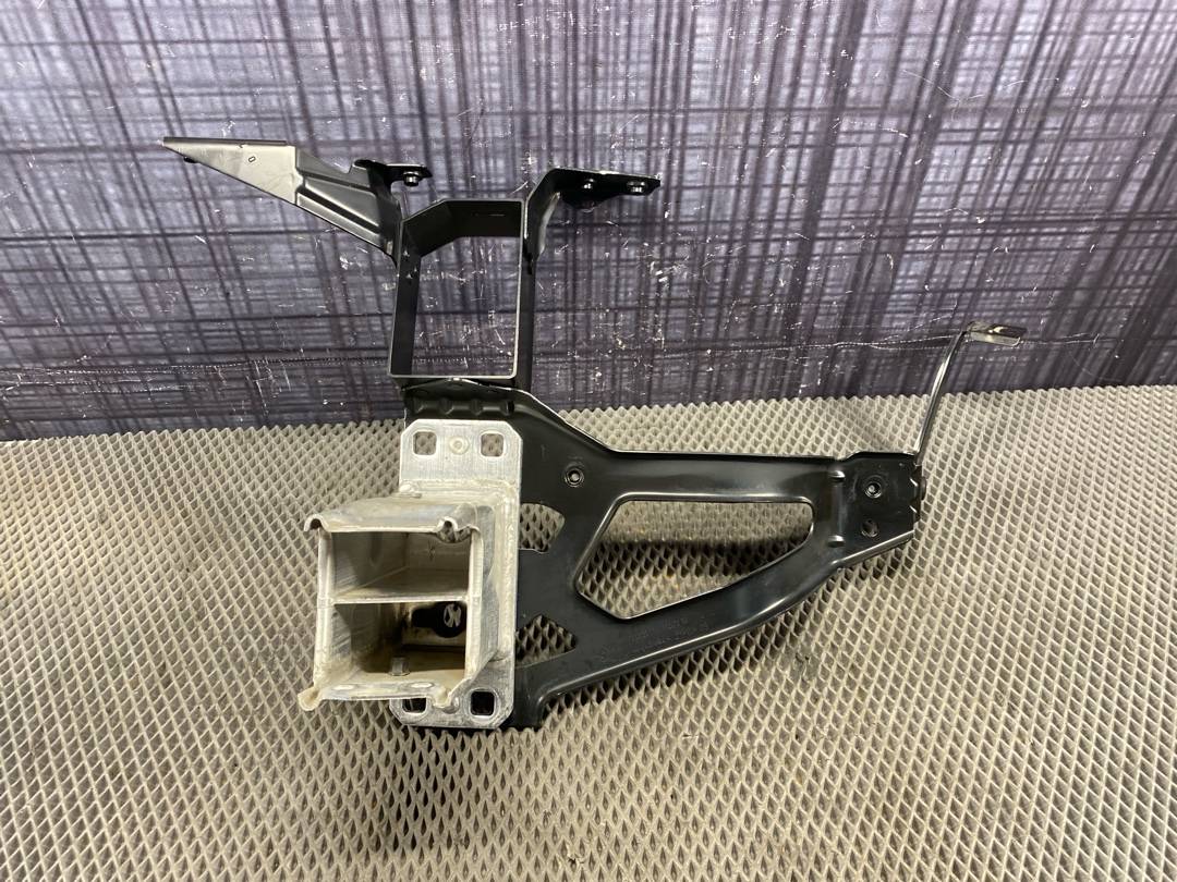 Кронштейн усилителя бампера, 1518 рублей, Красноярск