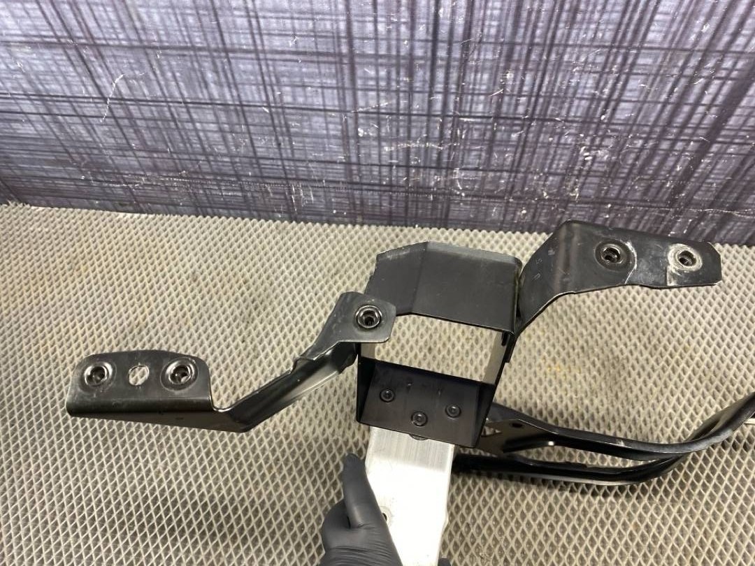 Кронштейн усилителя бампера, 1518 рублей, Красноярск