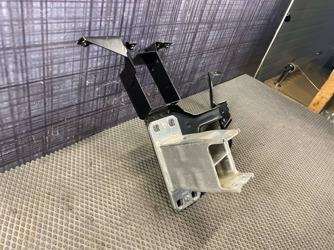 Кронштейн усилителя бампера, 1518 рублей, Красноярск