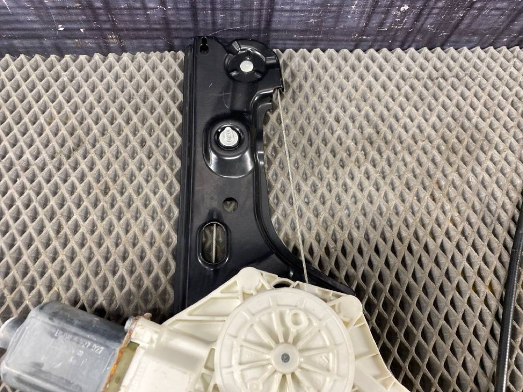 Стеклоподъемник, 1038 рублей, Красноярск