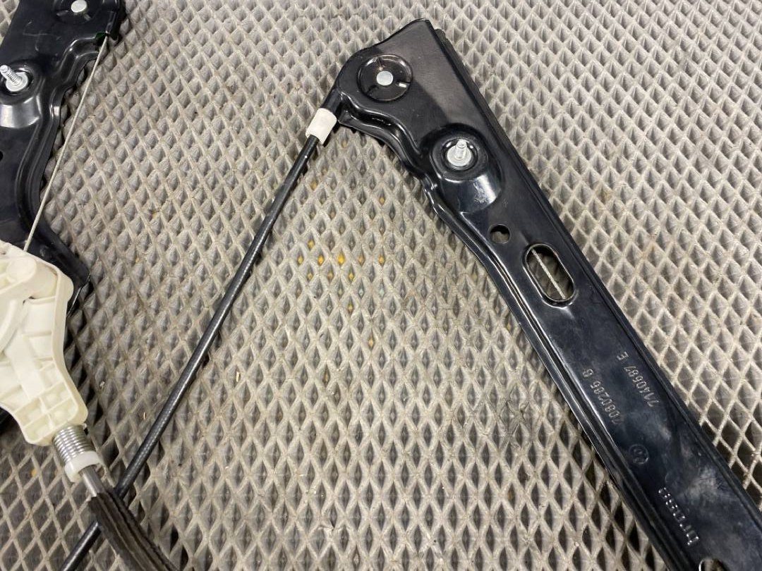 Стеклоподъемник, 1038 рублей, Красноярск