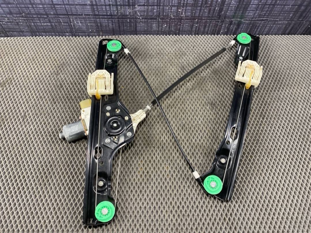 Стеклоподъемник, 1038 рублей, Красноярск