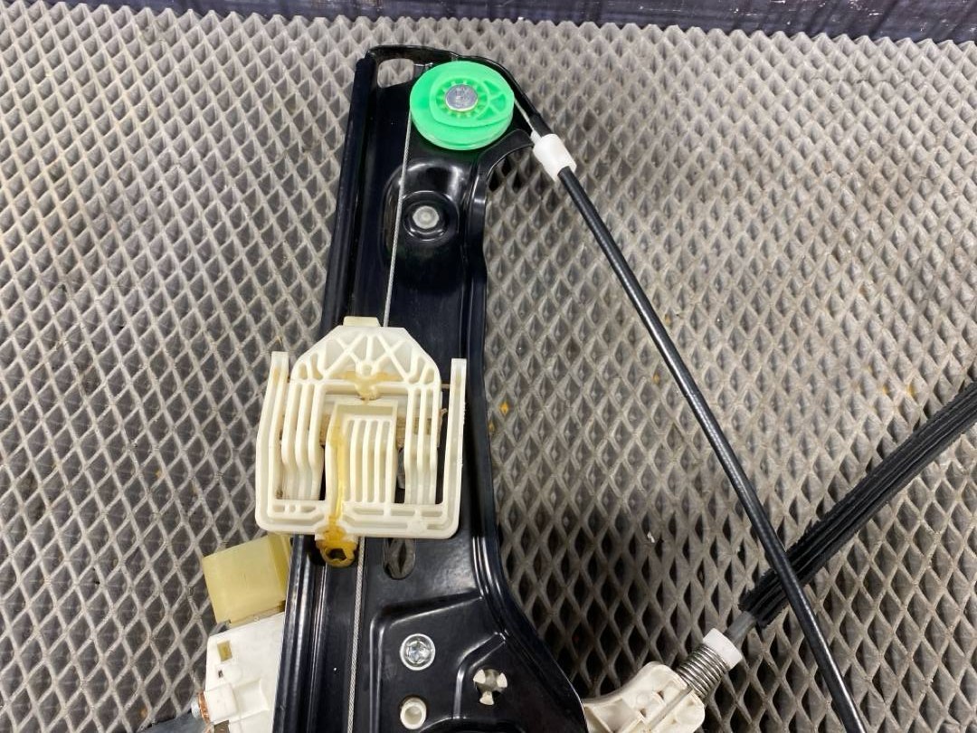 Стеклоподъемник, 1038 рублей, Красноярск