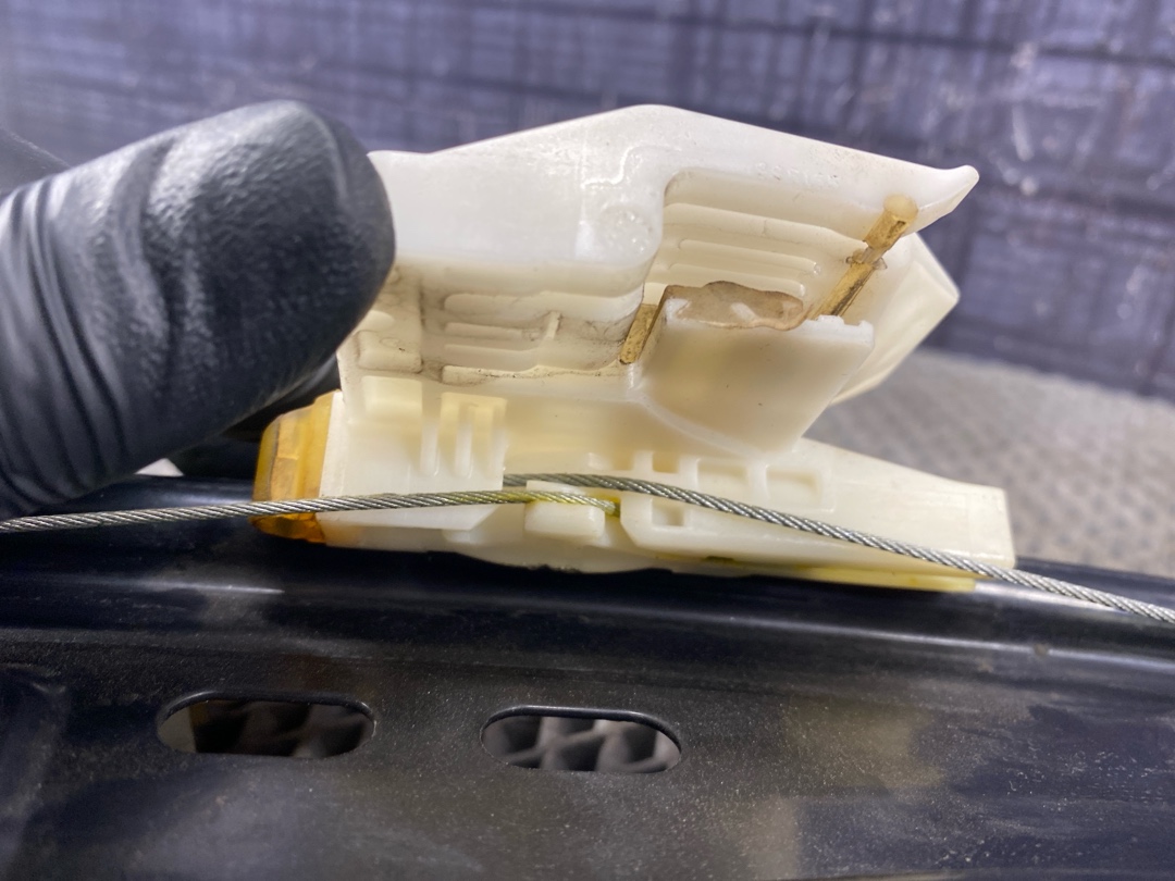 Стеклоподъемник, 1038 рублей, Красноярск