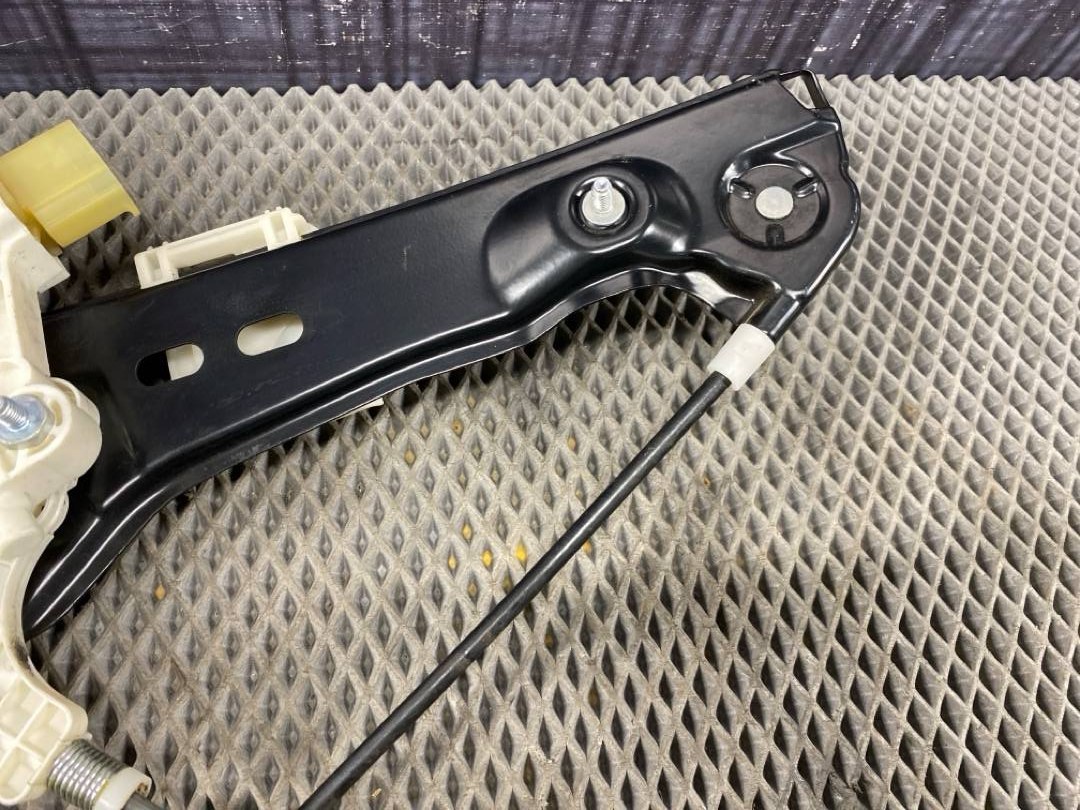 Стеклоподъемник, 1038 рублей, Красноярск