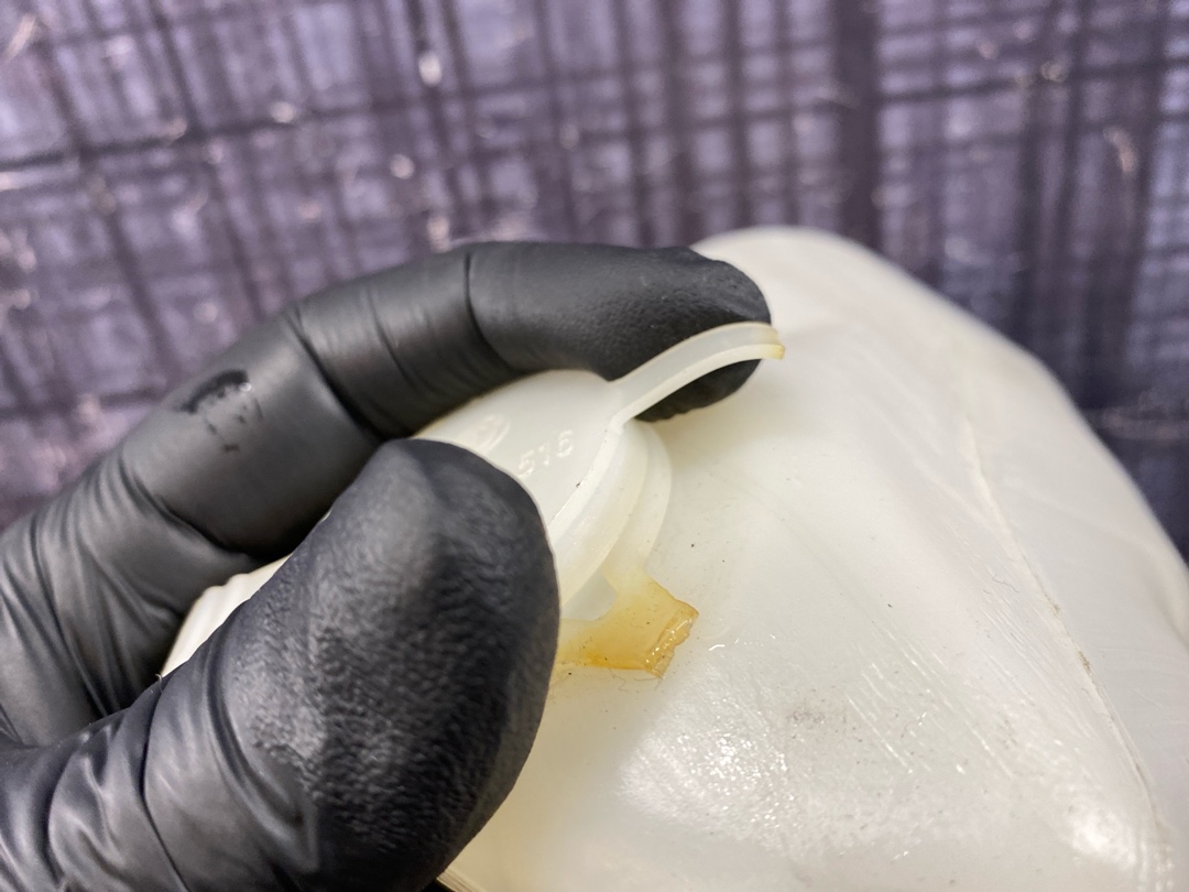 Бачок омывателя, 588 рублей, Красноярск