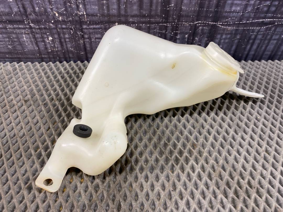 Бачок омывателя, 588 рублей, Красноярск