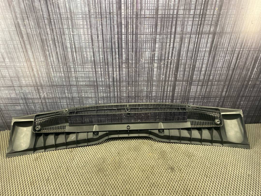 Решетка под лобовое стекло, 1068 рублей, Красноярск