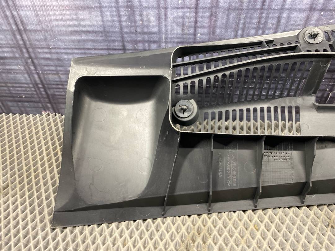 Решетка под лобовое стекло, 1068 рублей, Красноярск