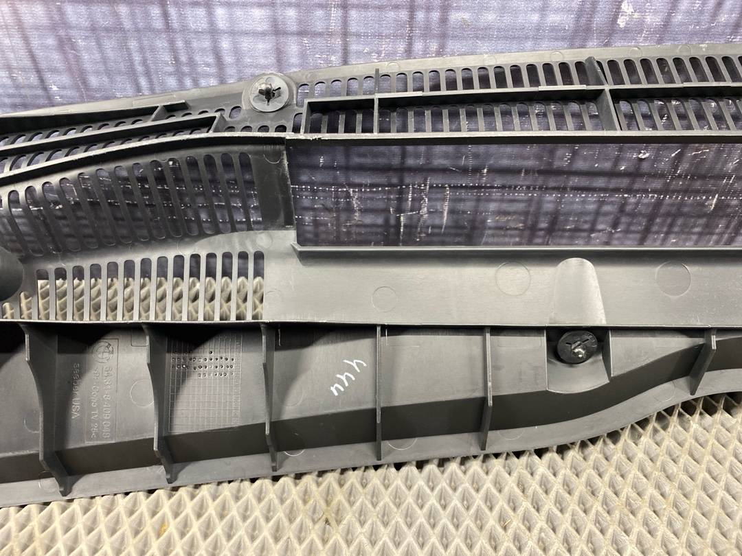 Решетка под лобовое стекло, 1068 рублей, Красноярск