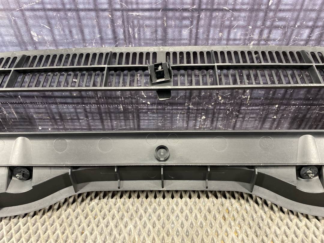 Решетка под лобовое стекло, 1068 рублей, Красноярск