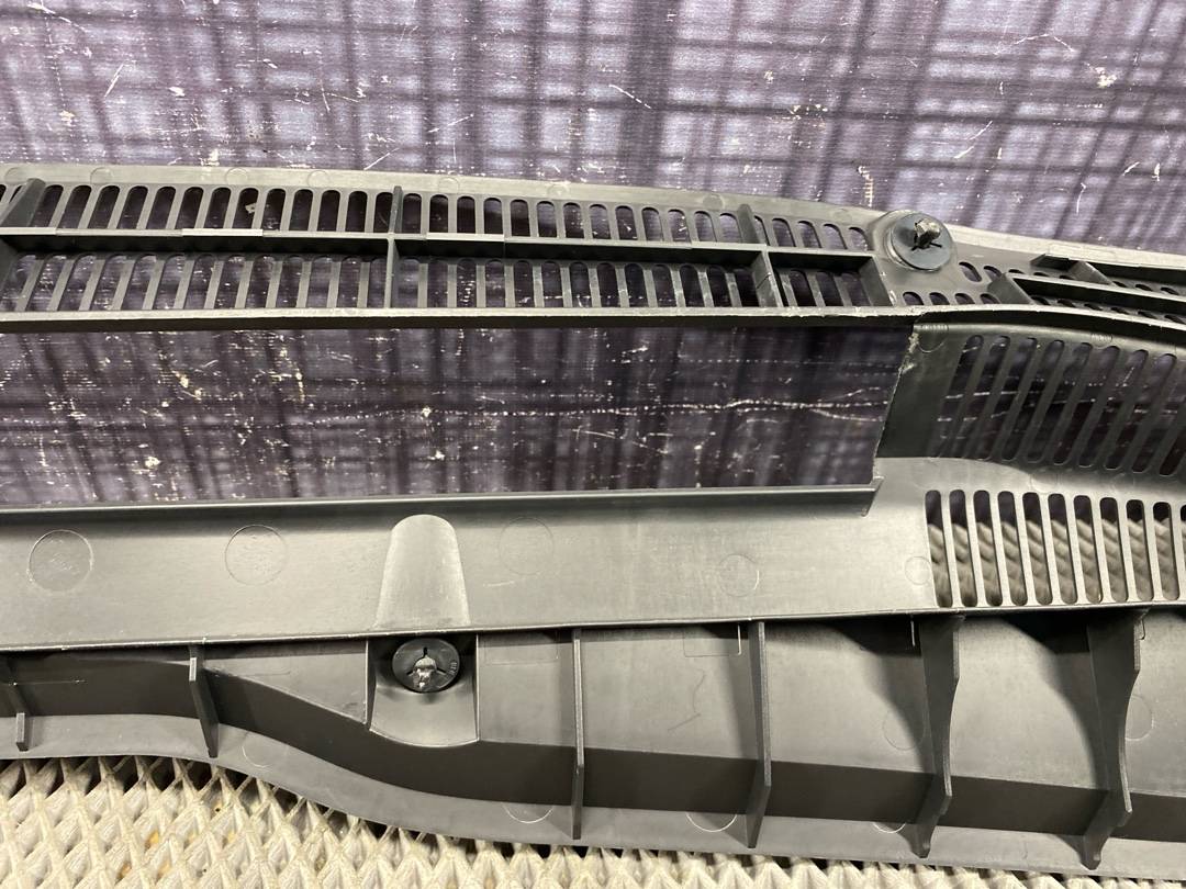 Решетка под лобовое стекло, 1068 рублей, Красноярск