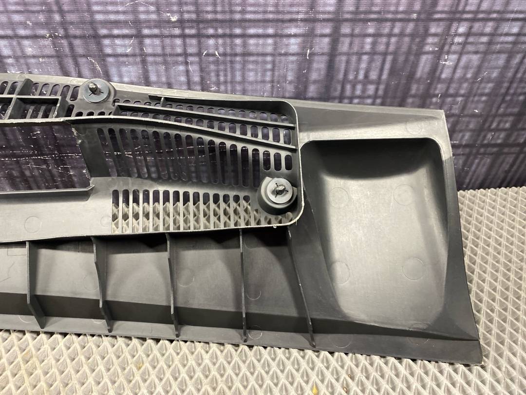 Решетка под лобовое стекло, 1068 рублей, Красноярск