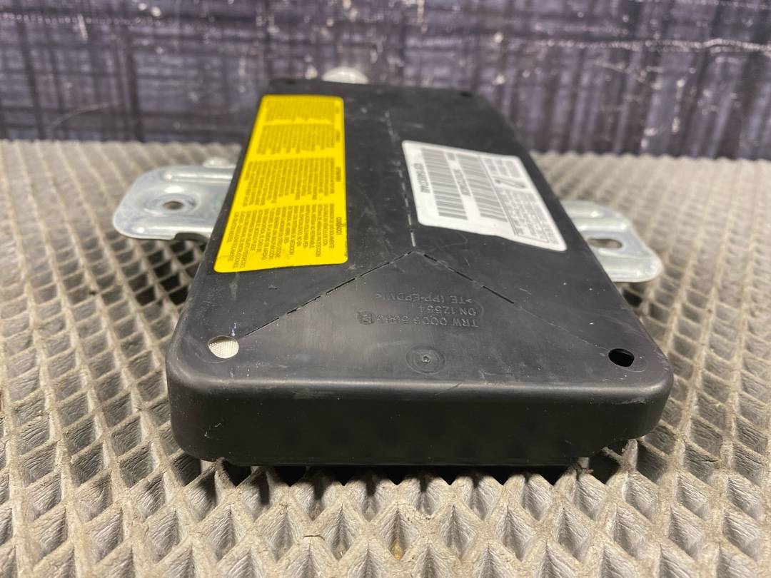 Подушка безопасности, 330 рублей, Красноярск