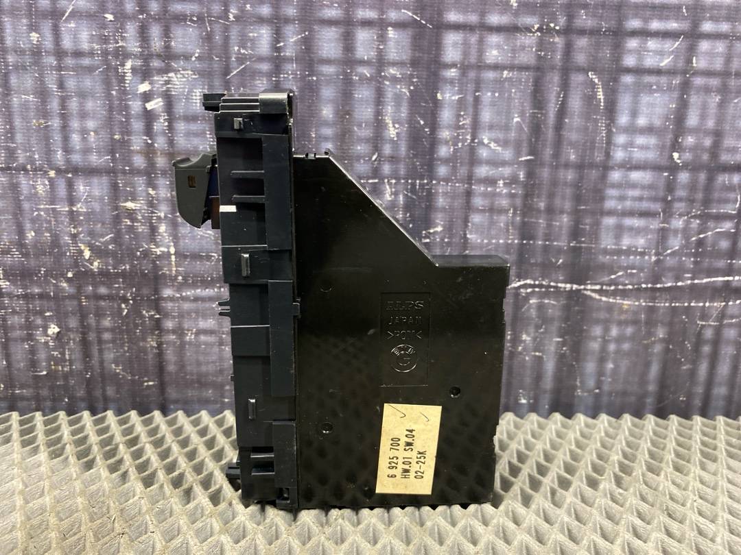 Кнопка стеклоподъемника, 744 рублей, Красноярск