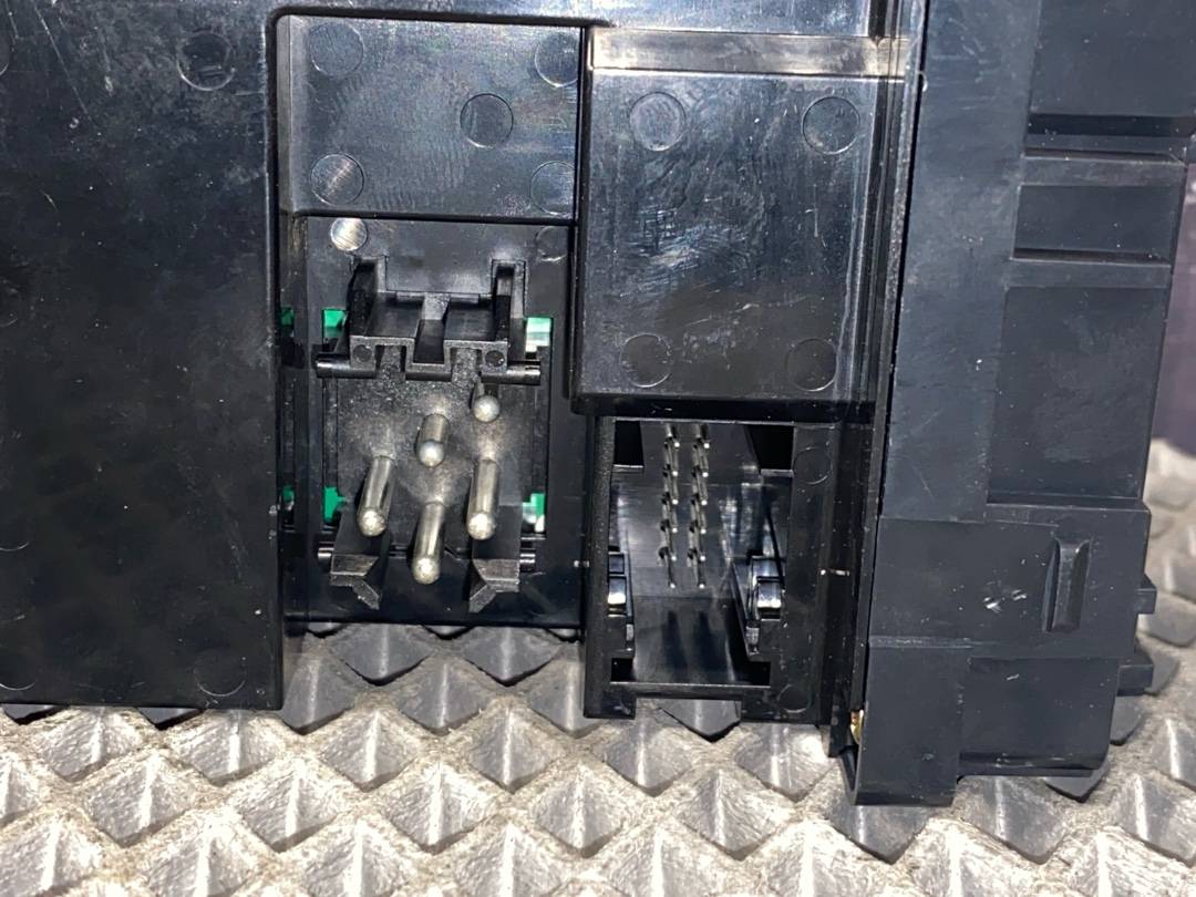 Кнопка стеклоподъемника, 744 рублей, Красноярск