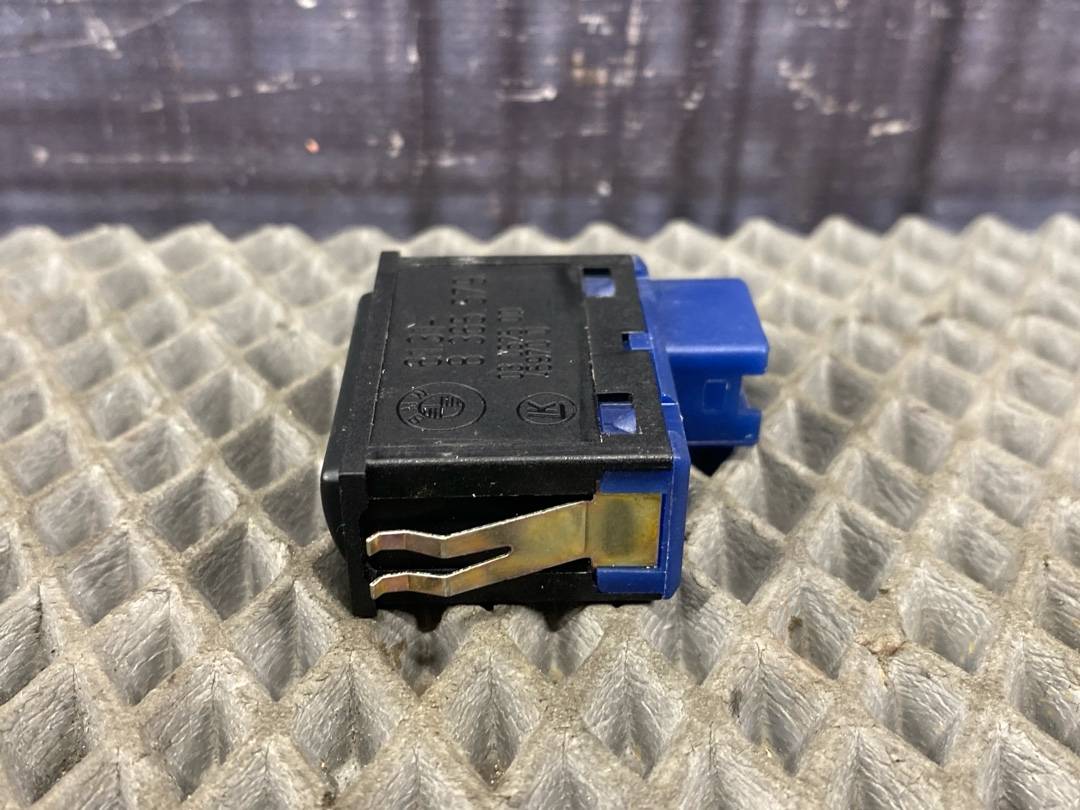 Кнопка открывания багажника, 276 рублей, Красноярск