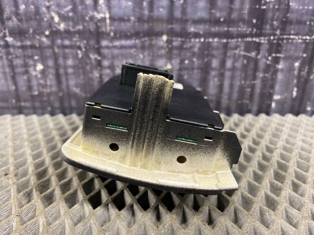 Переключатель света, 1068 рублей, Красноярск