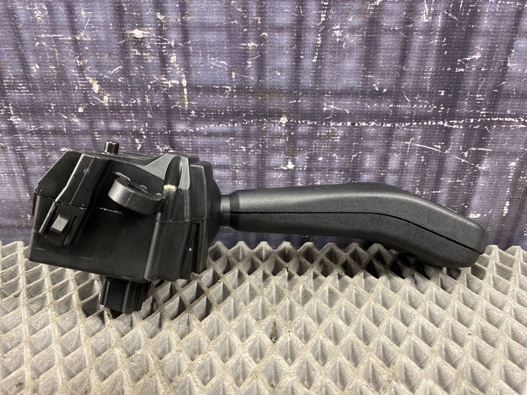 Подрулевой переключатель, 672 рублей, Красноярск