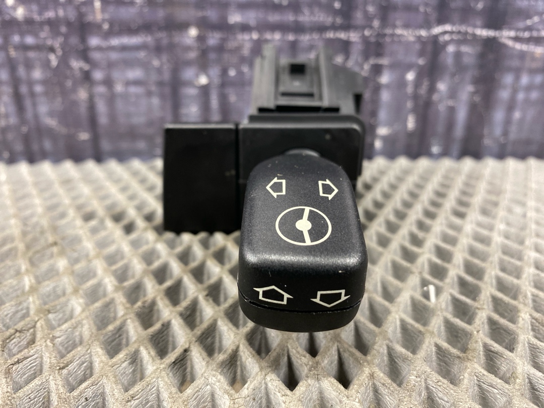 Подрулевой переключатель, 276 рублей, Красноярск