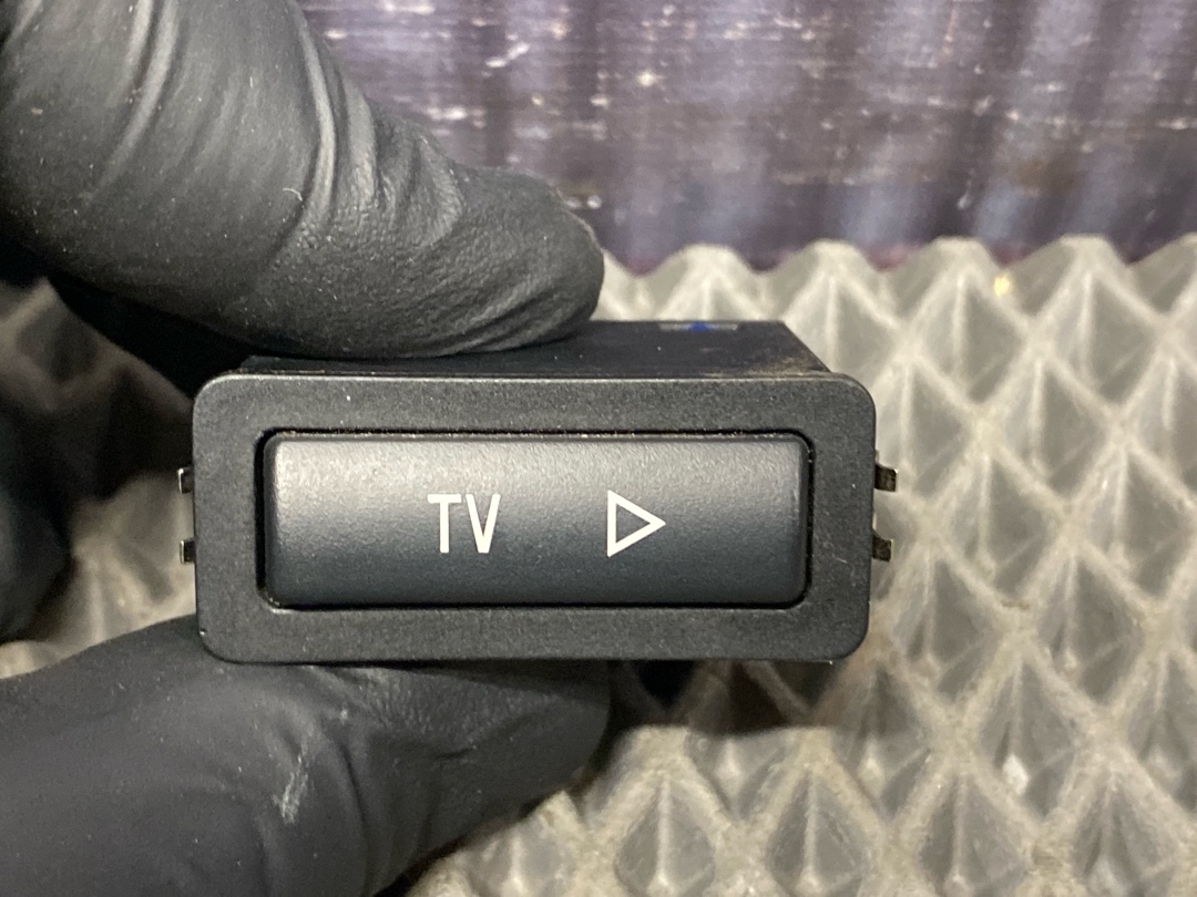 Кнопка салона, 282 рублей, Красноярск