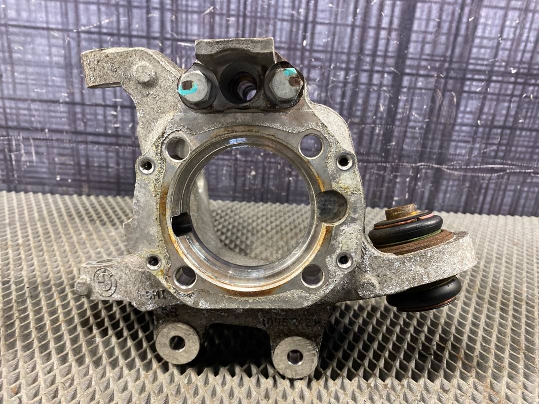 Поворотный кулак, 1578 рублей, Красноярск