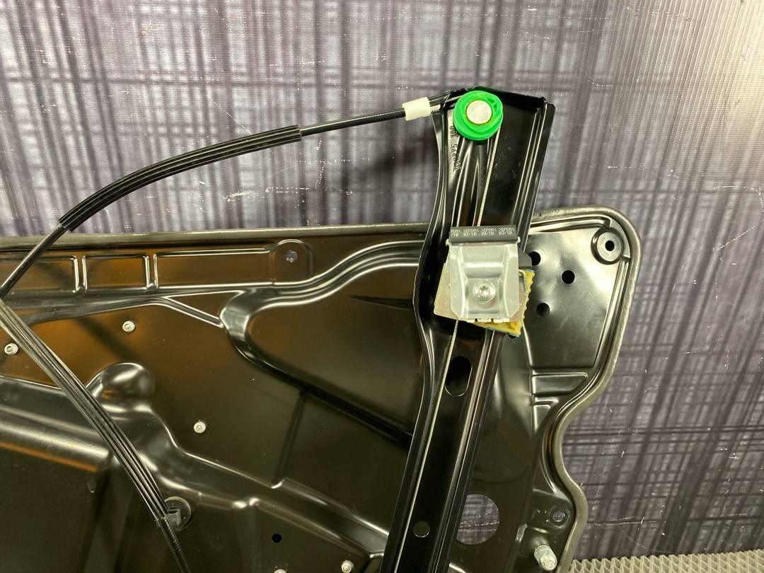 Стеклоподъемник, 2860 рублей, Красноярск