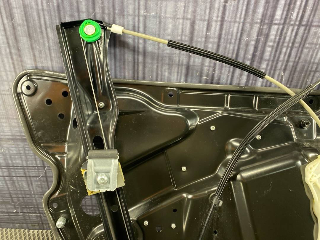 Стеклоподъемник, 2860 рублей, Красноярск