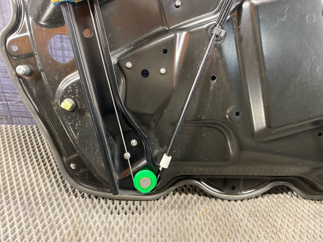 Стеклоподъемник, 2860 рублей, Красноярск