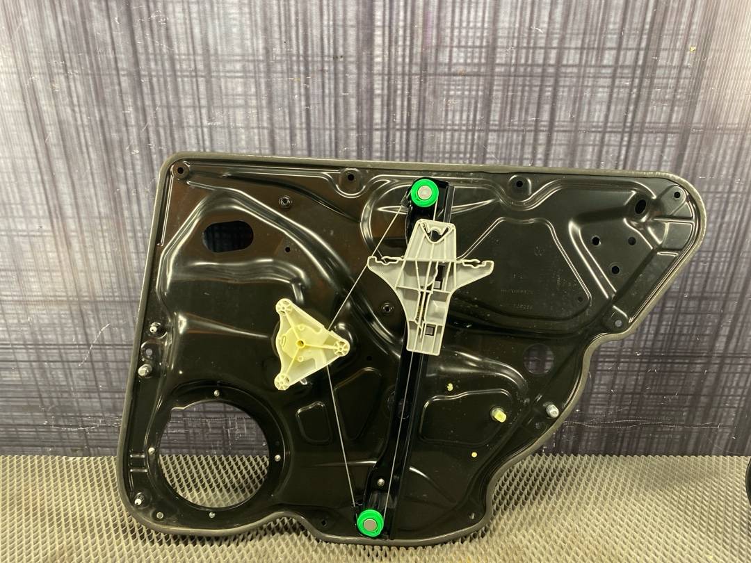 Стеклоподъемник, 1730 рублей, Красноярск