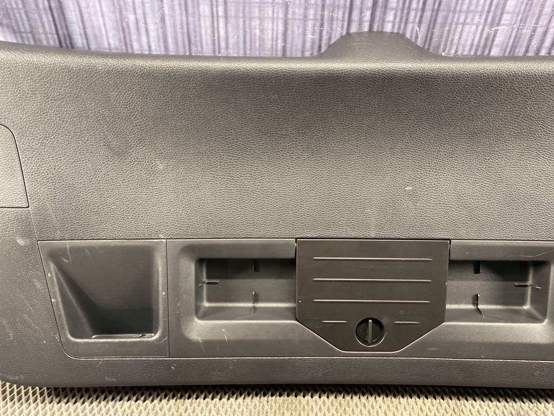 Обшивка крышки багажника, 1880 рублей, Красноярск