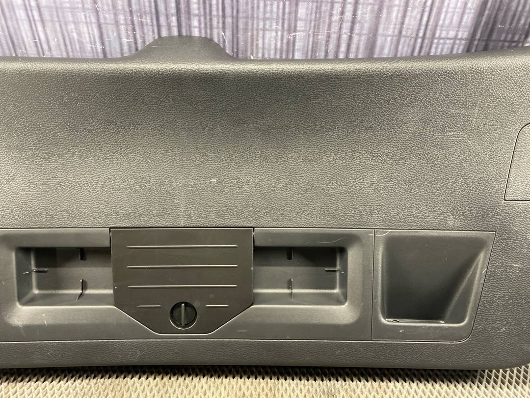 Обшивка крышки багажника, 1880 рублей, Красноярск