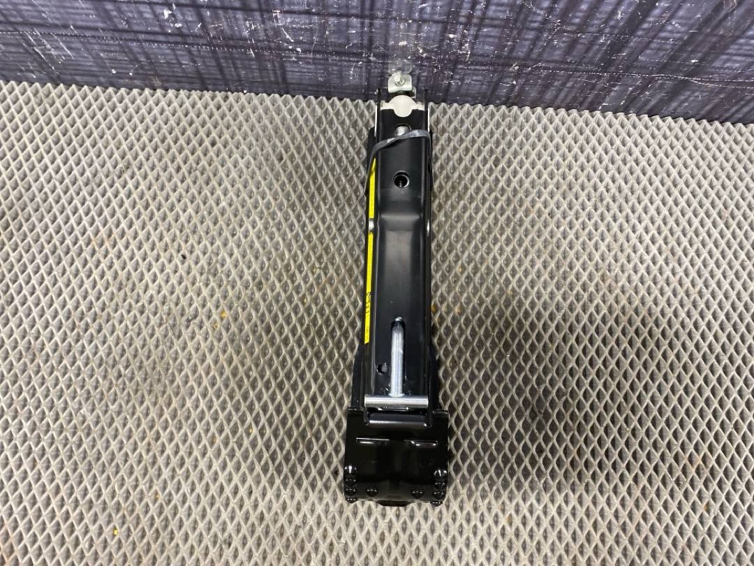 Домкрат, 3670 рублей, Красноярск