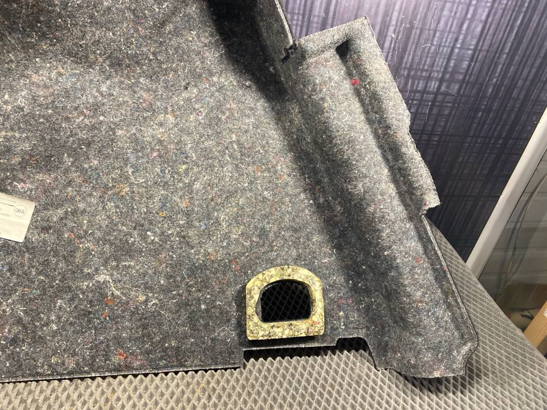 Обшивка багажника, 1920 рублей, Красноярск