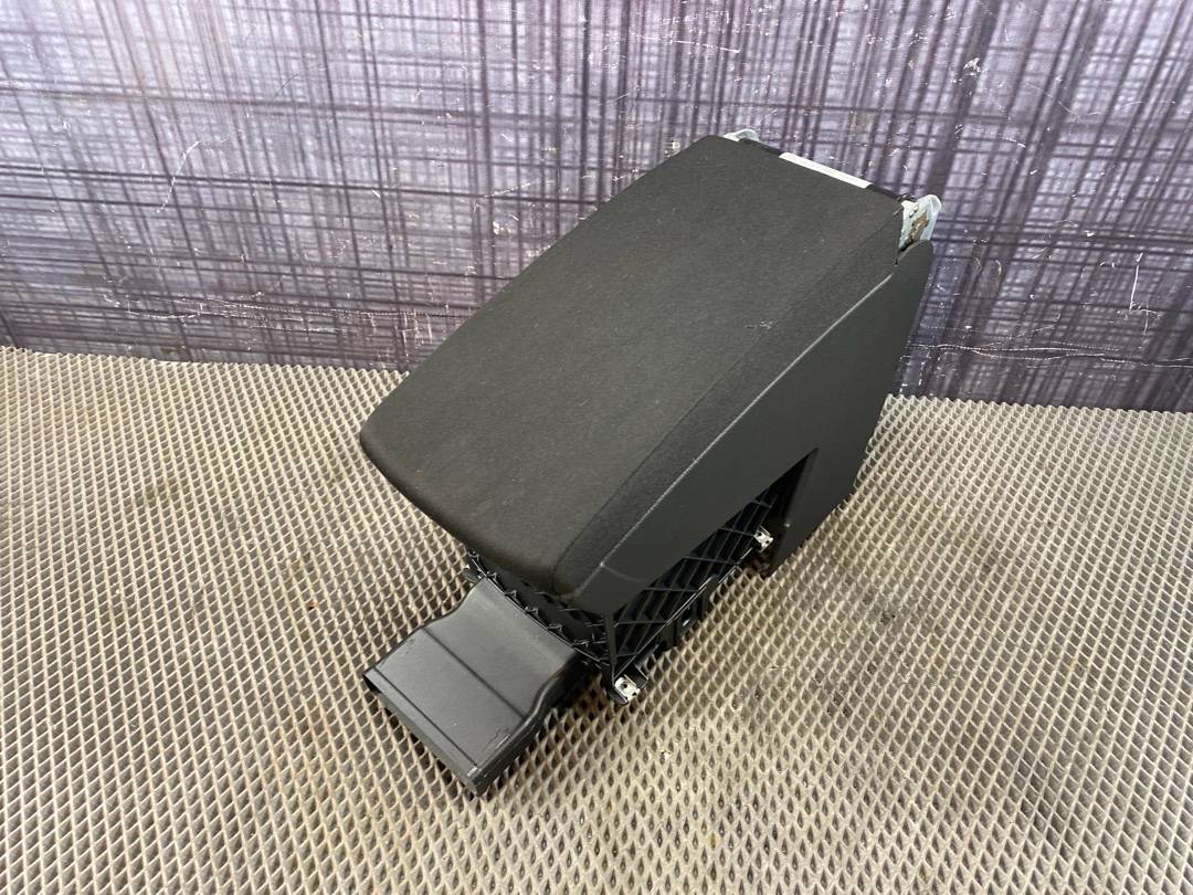 Подлокотник, 3780 рублей, Красноярск