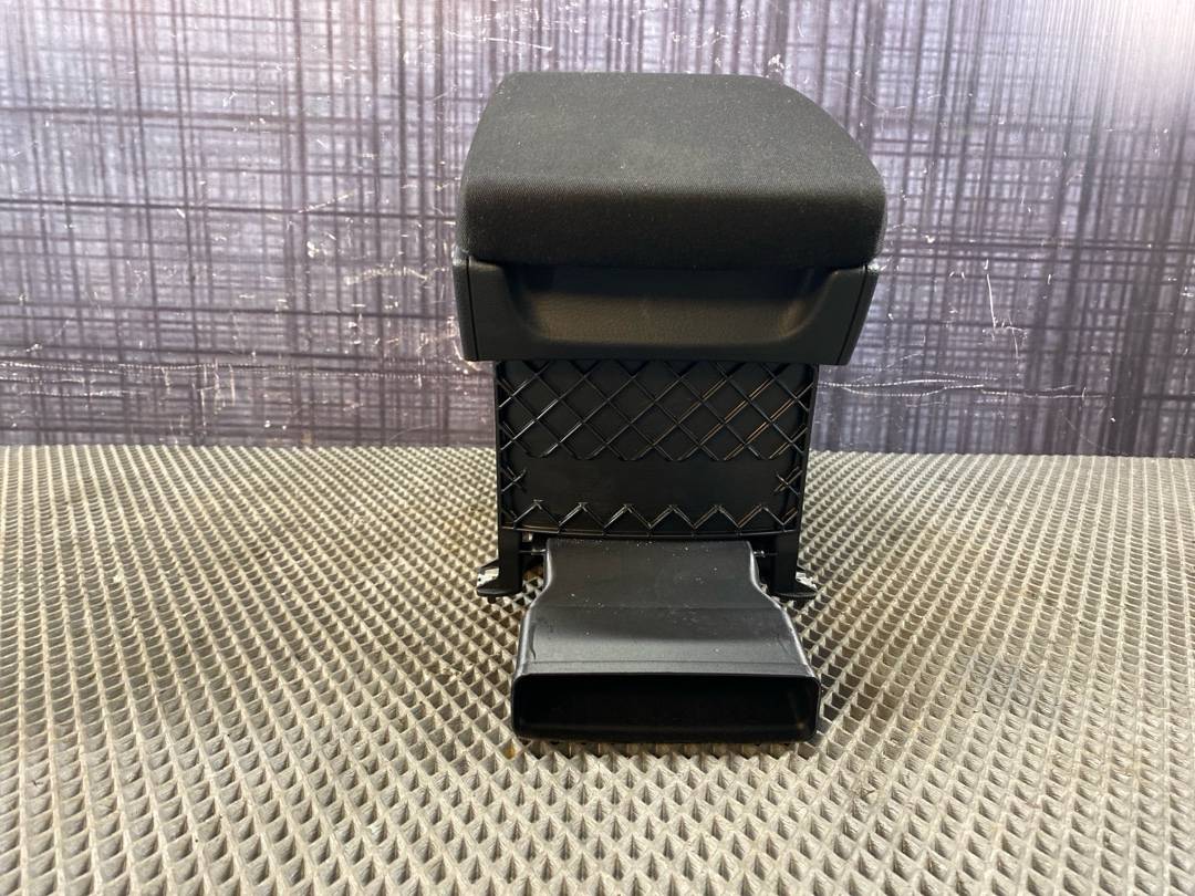 Подлокотник, 3780 рублей, Красноярск