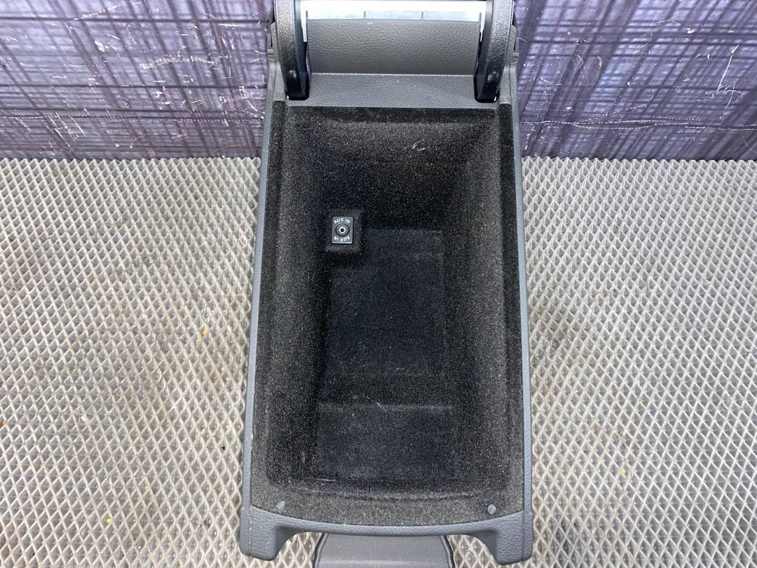 Подлокотник, 3780 рублей, Красноярск