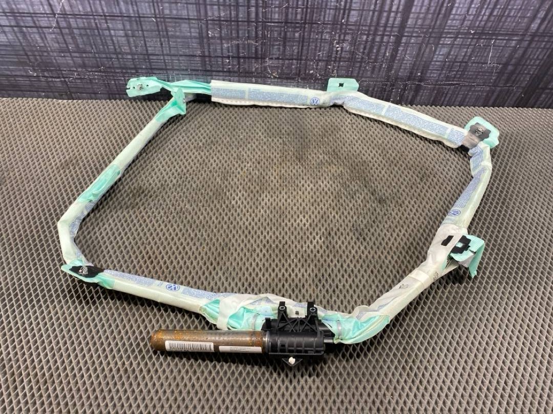 Подушка безопасности, 1460 рублей, Красноярск