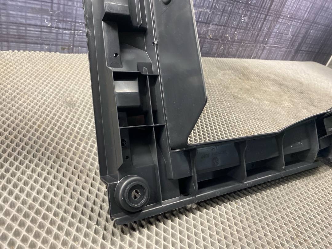 Пластик багажника, 740 рублей, Красноярск