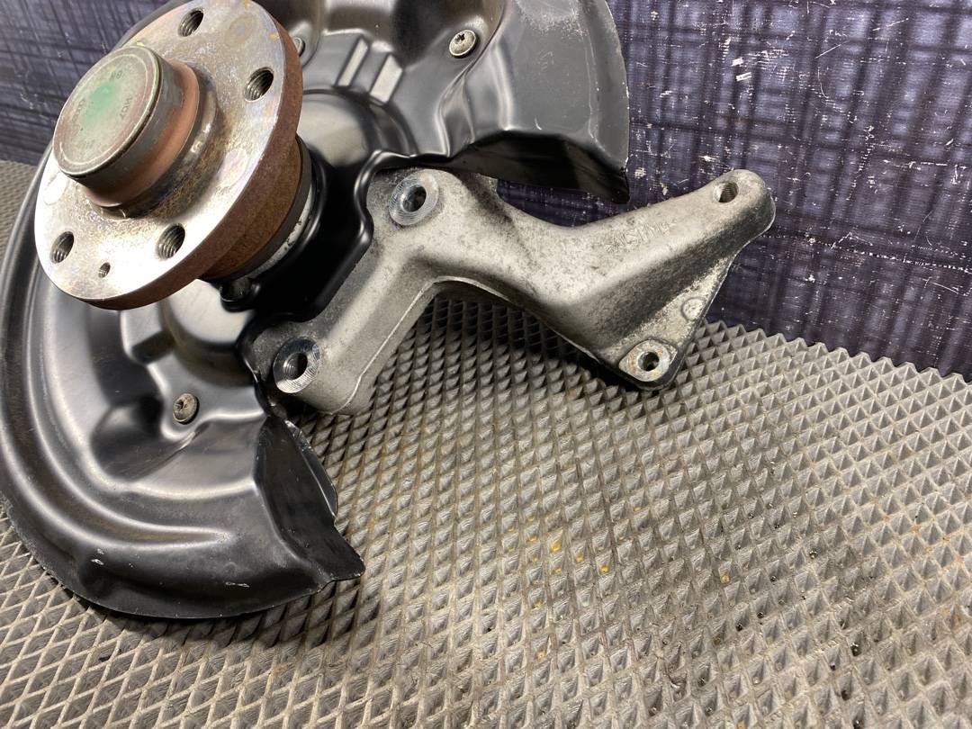 Поворотный кулак, 3430 рублей, Красноярск