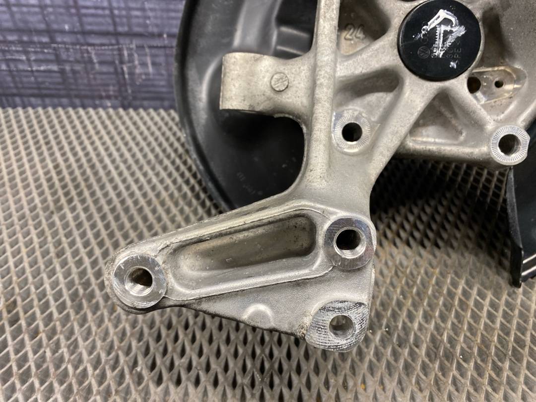 Поворотный кулак, 3430 рублей, Красноярск